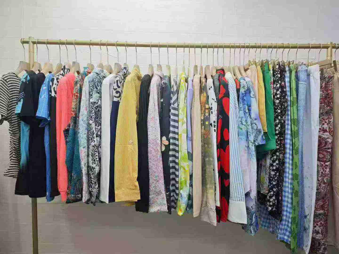 Women's Casual Fashion Top Loose Fit Everyday Blouse - Image 8