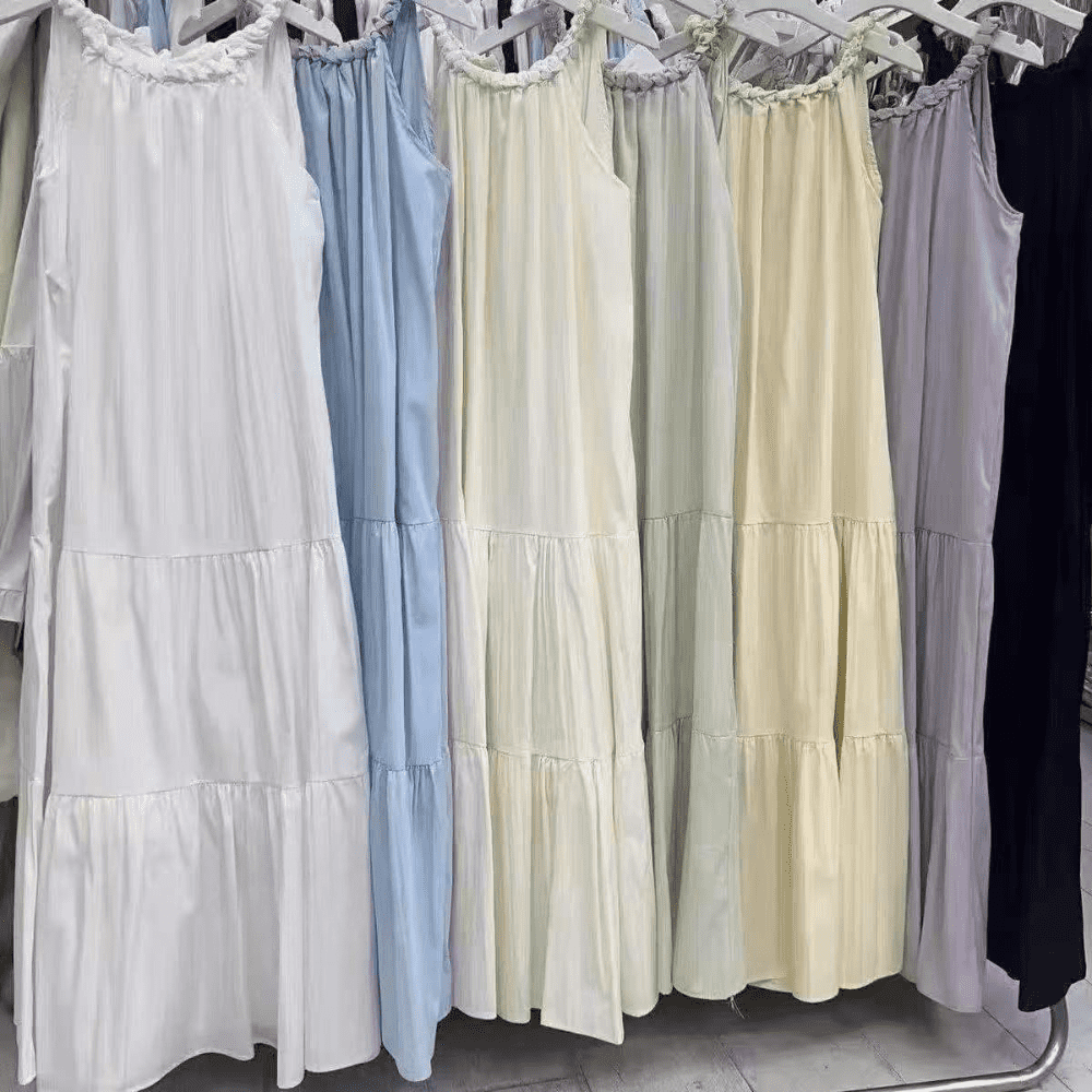 Women’s Sleeveless Lace Trim Maxi Dress - Image 2