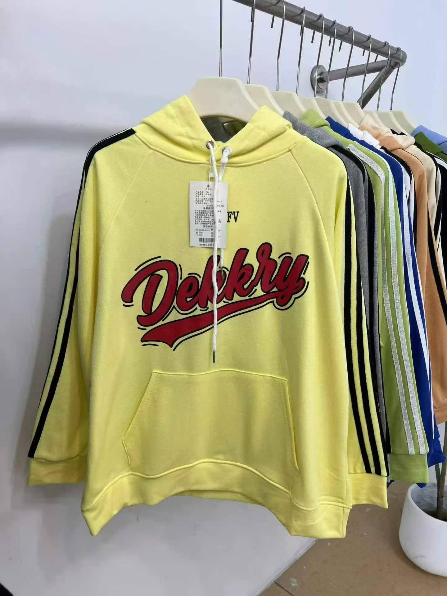 Women’s Oversized Striped Sleeve Graphic Hoodie - Image 3