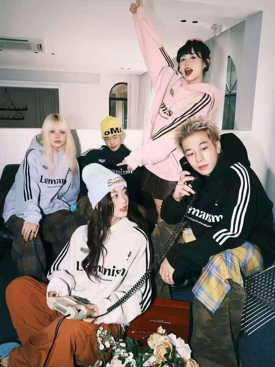 Women’s Oversized Striped Sleeve Graphic Hoodie - Image 10
